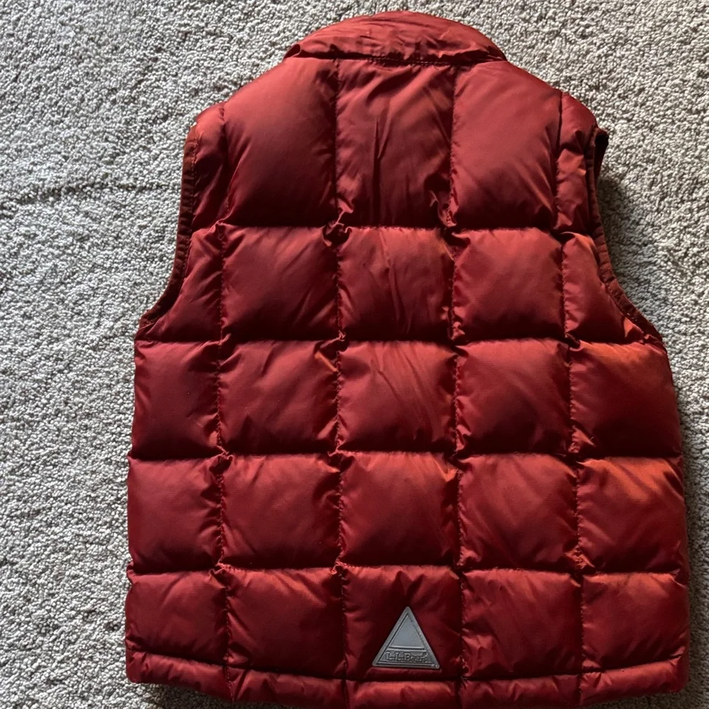 L.L. Bean Kids Burnt Orange/Red Down Puffer Vest - Picture 3 of 6